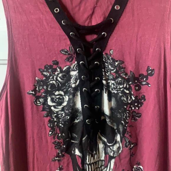 Skull cute tank top size medium halloween - Picture 2 of 4